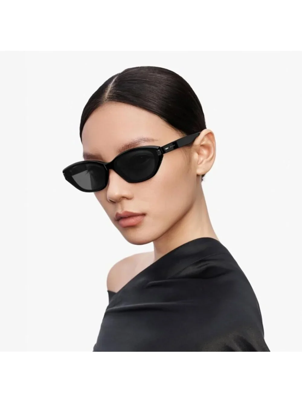 Chic Retro Cat-Eye Sunglasses for Women & Men - UV400 Polarized Protection